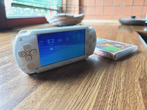 Sony psp 1004 - bianca, ratchet